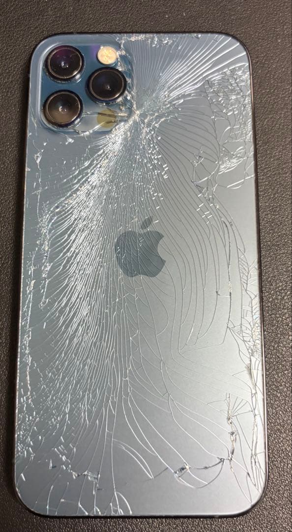 iPhone 12 Pro ブルー本体