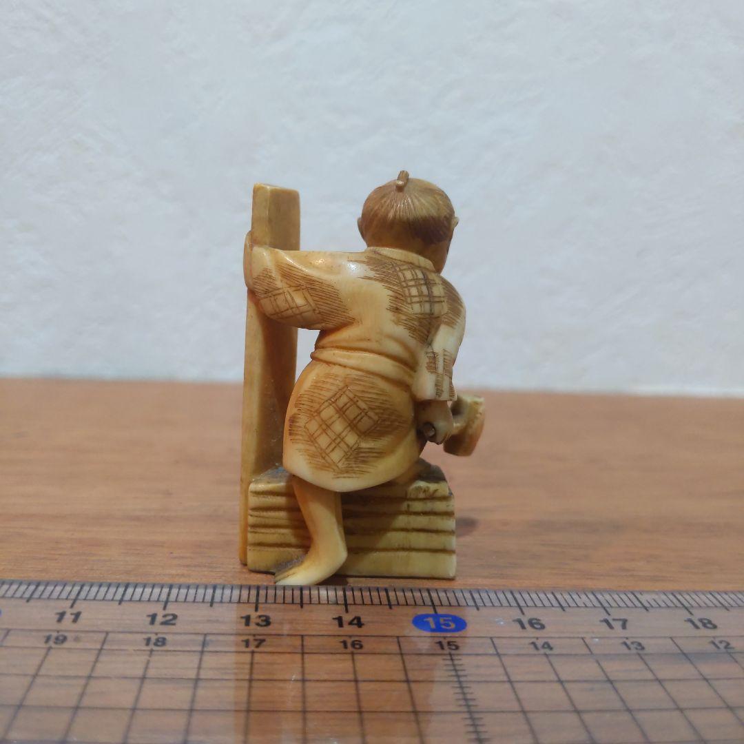時代提物 人物根付 天然素材【大工棟梁】高さ約5cm 重さ約18ｇ ☆いなせな人