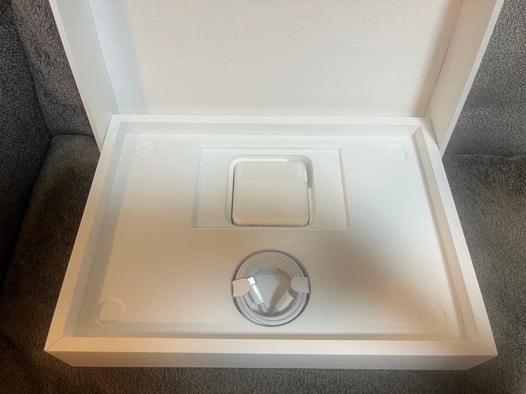 【超美品⠀】MacBook Pro 13インチ M1 512GB