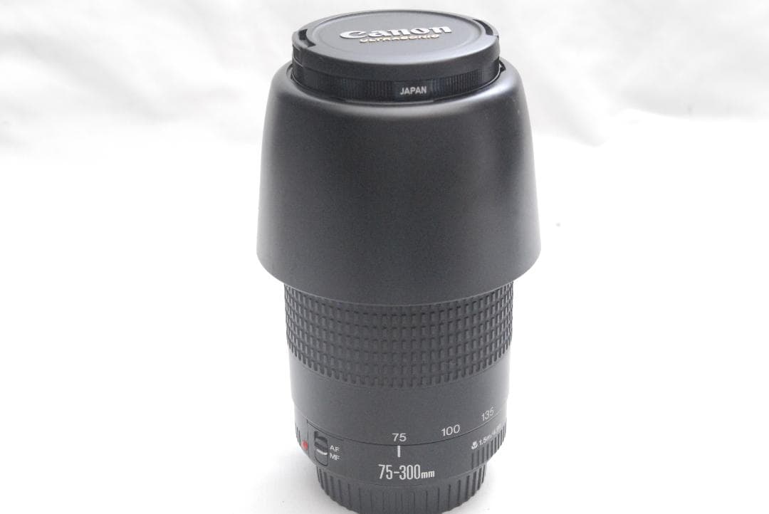 CANON ZOOM LENS EF 75-300mm 1:4-5.6 ⅢUSM