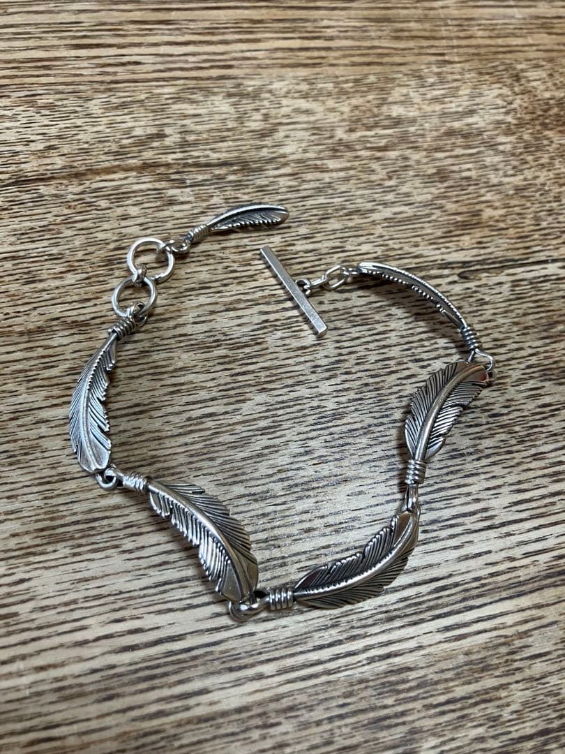 ナバホ族Harvey Maceハーヴィーメイス シルバーフェザー5連ブレスレット