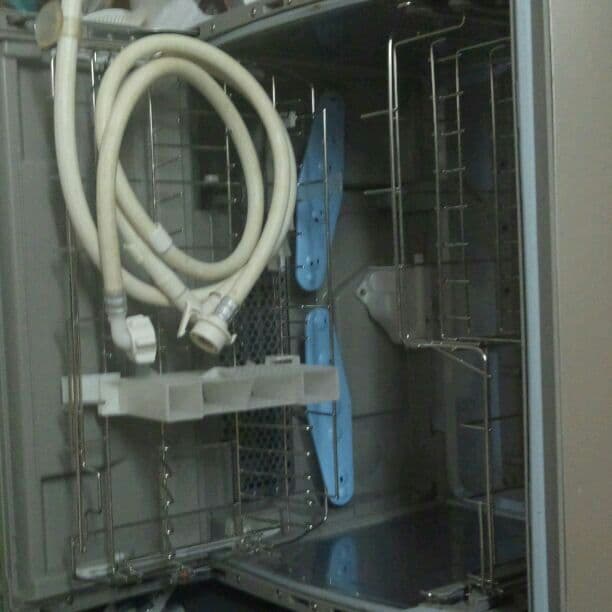 TOSHIBAの食器洗浄器(取り扱い説明書無し)