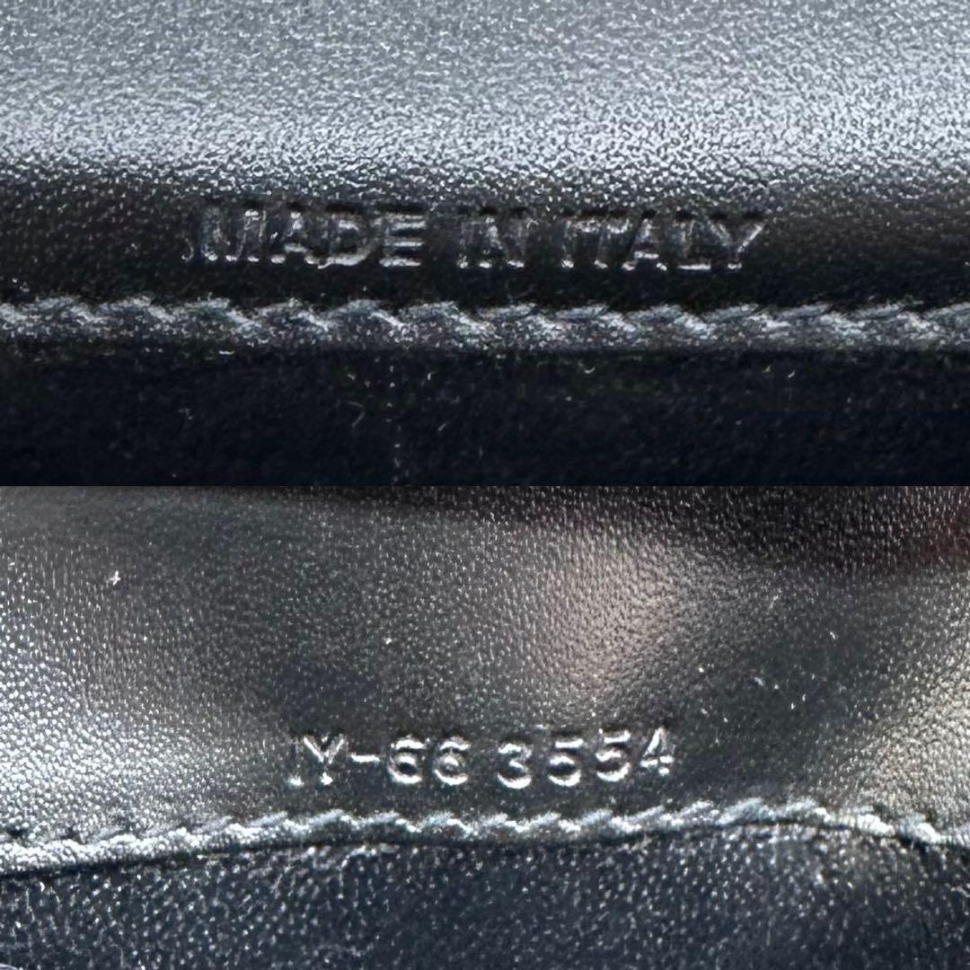 美品✨フェラガモ ガンチーニ エンボスレザー 名刺入れ カードケース ブラック