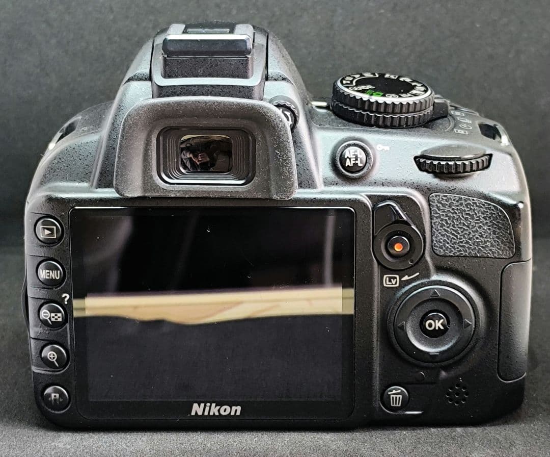 Nikon D3100 デジタル一眼レフカメラ