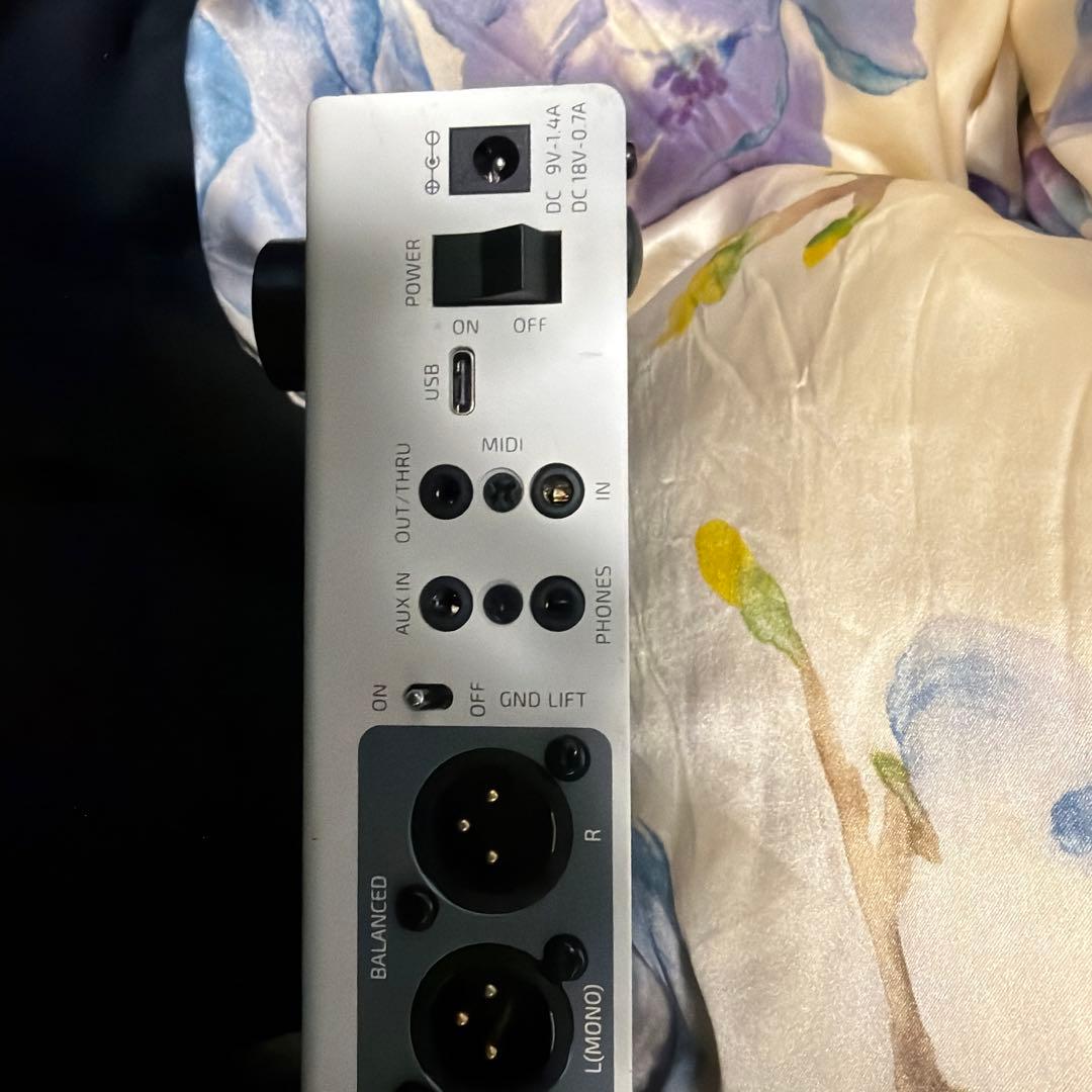 Hotone Ampero II stage ギターエフェクター