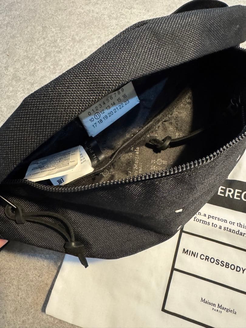 Maison Margiela ミニクロスボディポーチ ブラック