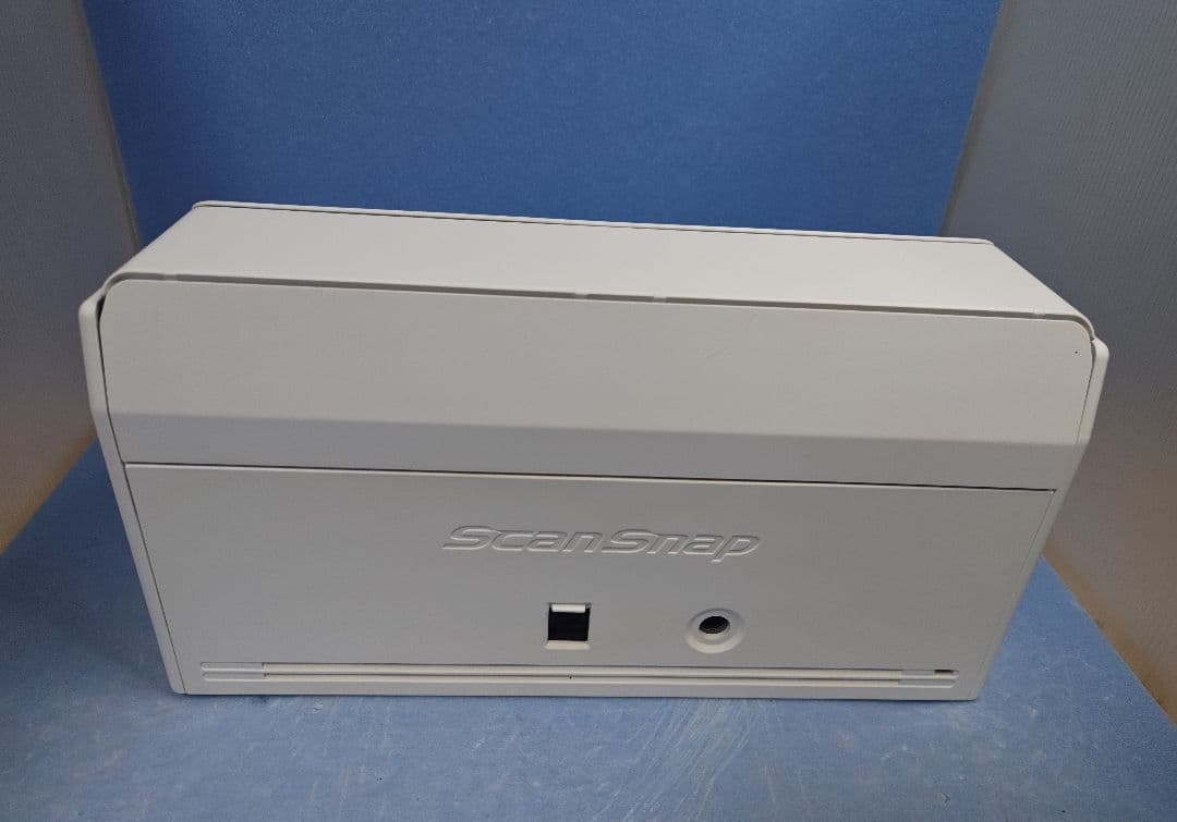 たまった書類を一気にスキャン 富士通 ScanSnap iX1500（白）