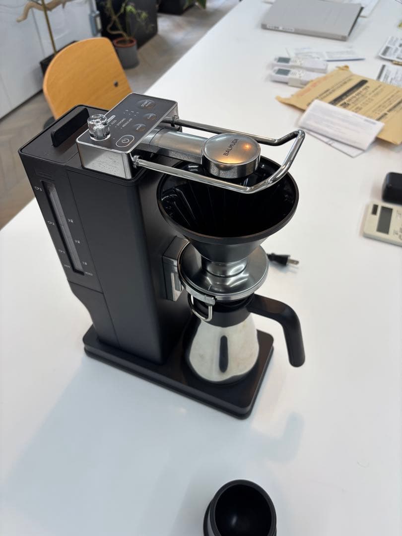 ドリップコーヒーメーカー ブラック