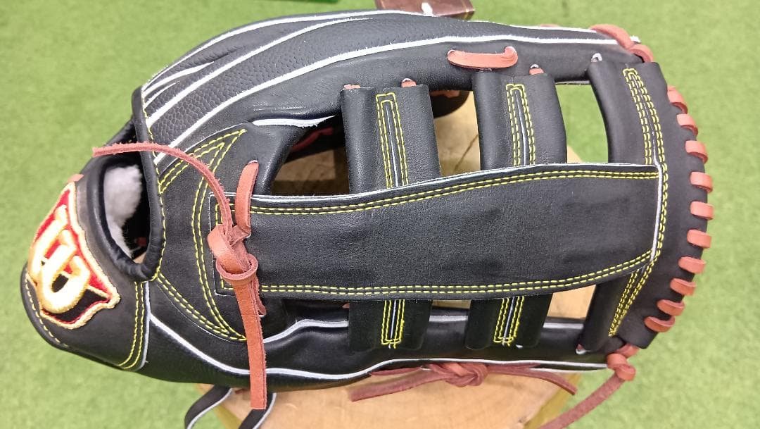Wilson 硬式グローブ ブラック　新品