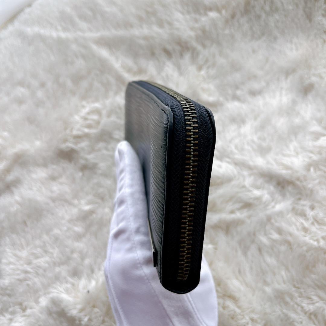 CK  （カルバンクライン） 長財布 ネイビー 型押し