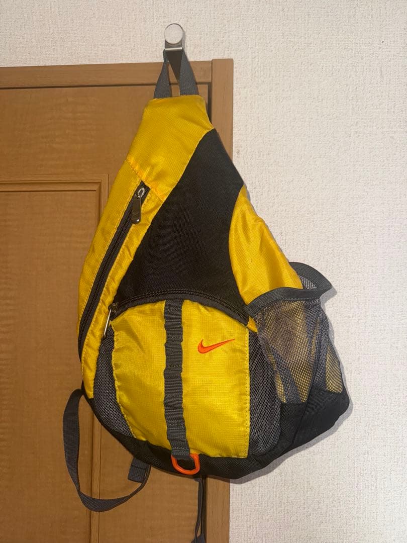 Nike ワンショルダーバッグ