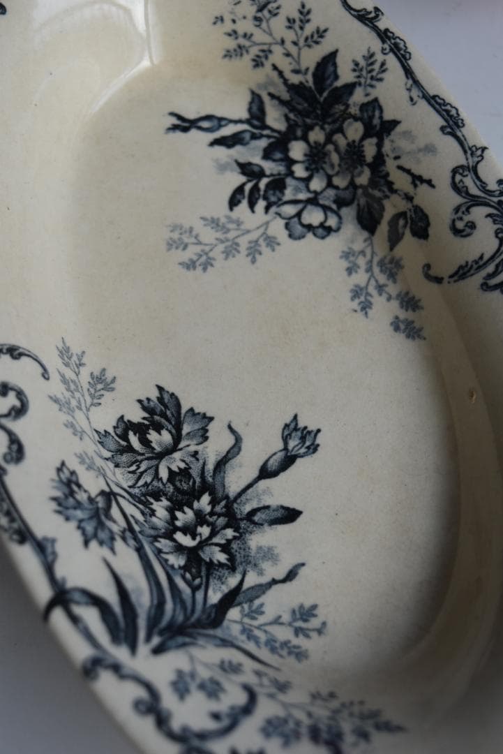 ショワジールロワ窯 ラヴィエ　プレート FLOREAL　フランスアンティーク