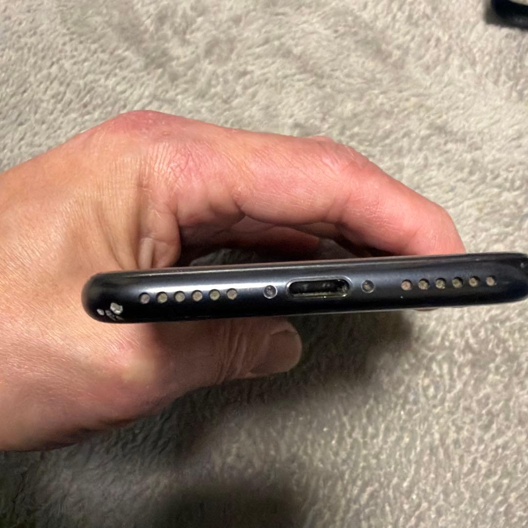 Apple iPhone SE2ブラック