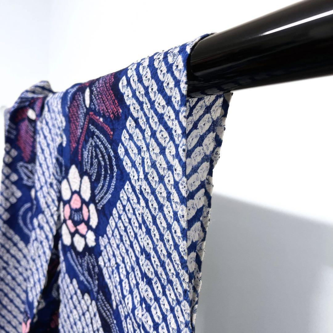 浴衣　有松鳴海絞り　流線　蝶　花模様　青　着物　054w p