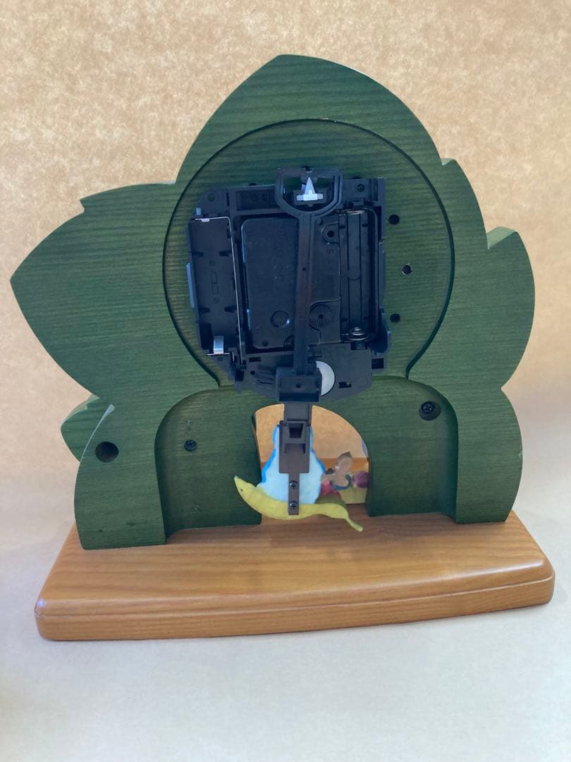 ジブリ　となりのトトロ　置き時計