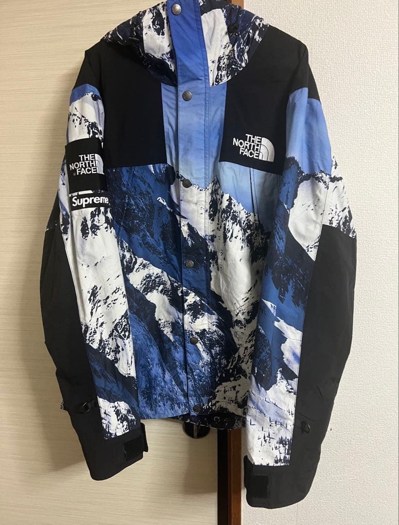子*忍様 Supreme × THE NORTH FACE 雪山柄マウンテンジャ