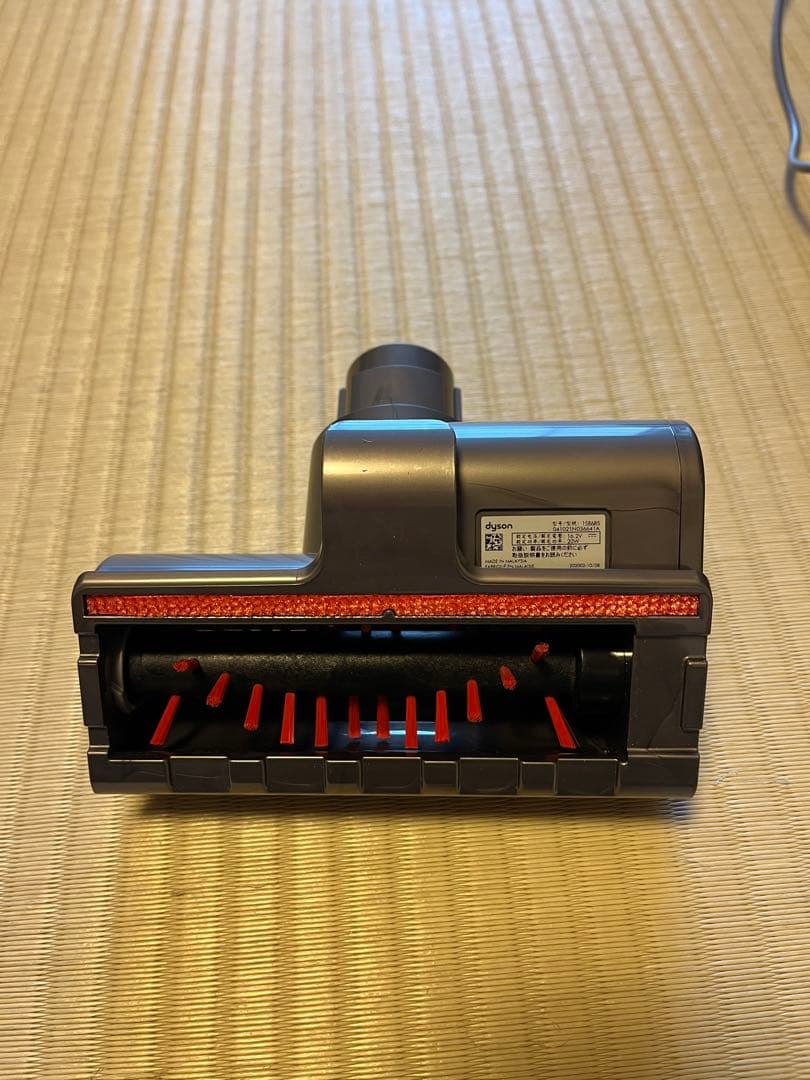 Dyson V8 Slim Fluffy Extraダイソン　掃除機SV10K