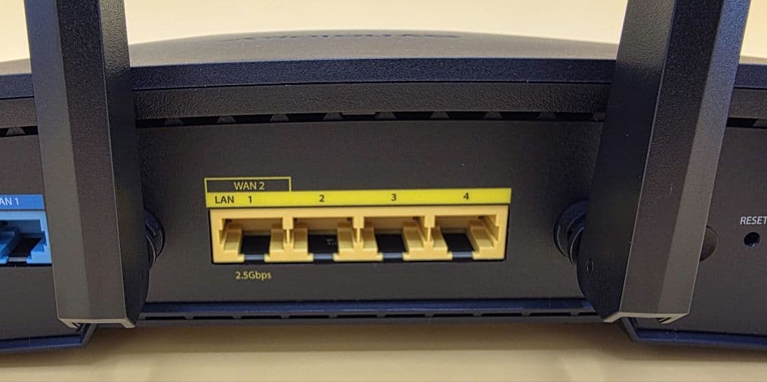 Synology RT6600ax トライバンドWi-Fi 6ルーター ③