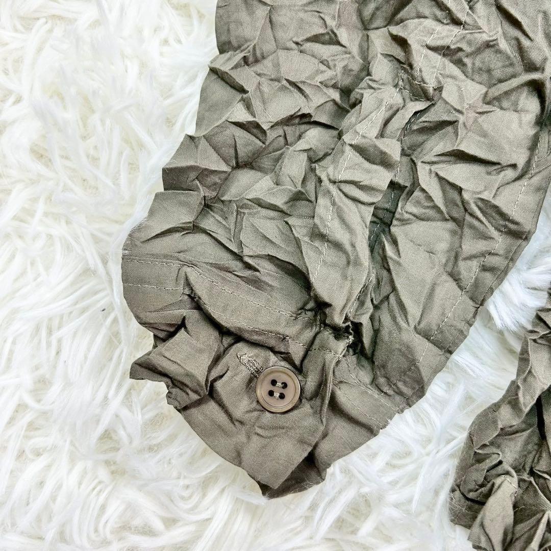 美品　イッセイミヤケ　ブラウス　シワ加工　前開き羽織長袖　カーキ　M