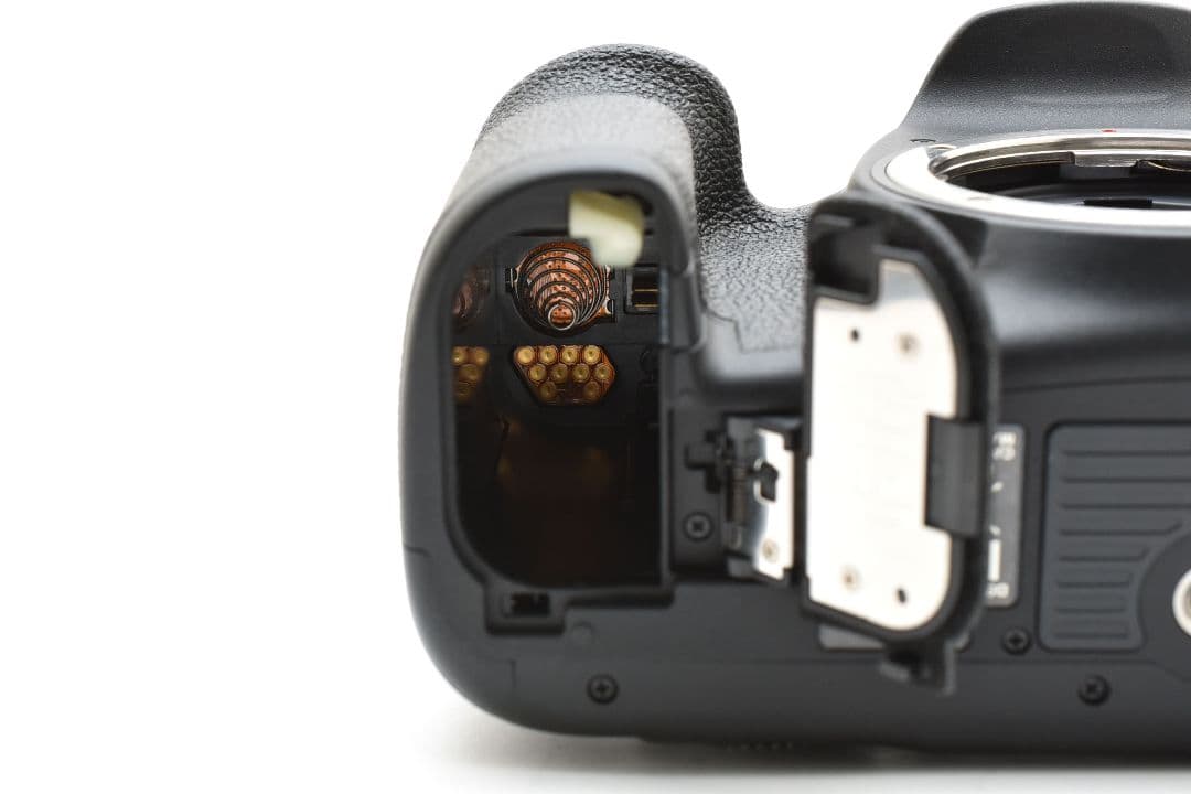 堂*美様 ★極美品★ Canon キヤノン EOS 7D Mark II 一眼レ