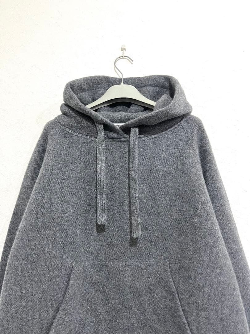 ドゥーズィエムクラス　23AW Knitted フーディー　ニット　パーカー