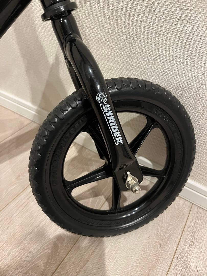 【美品】STRIDER スポーツ　ブラック　12インチ