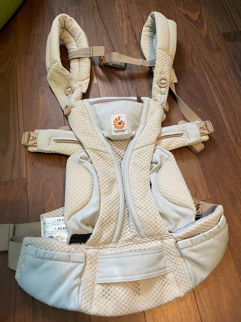 エルゴベビー　オムニブリーズ　サンドベージュ 抱っこ紐