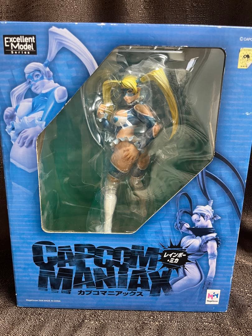 レインボー・ミカ カプコマニアックス フィギュア