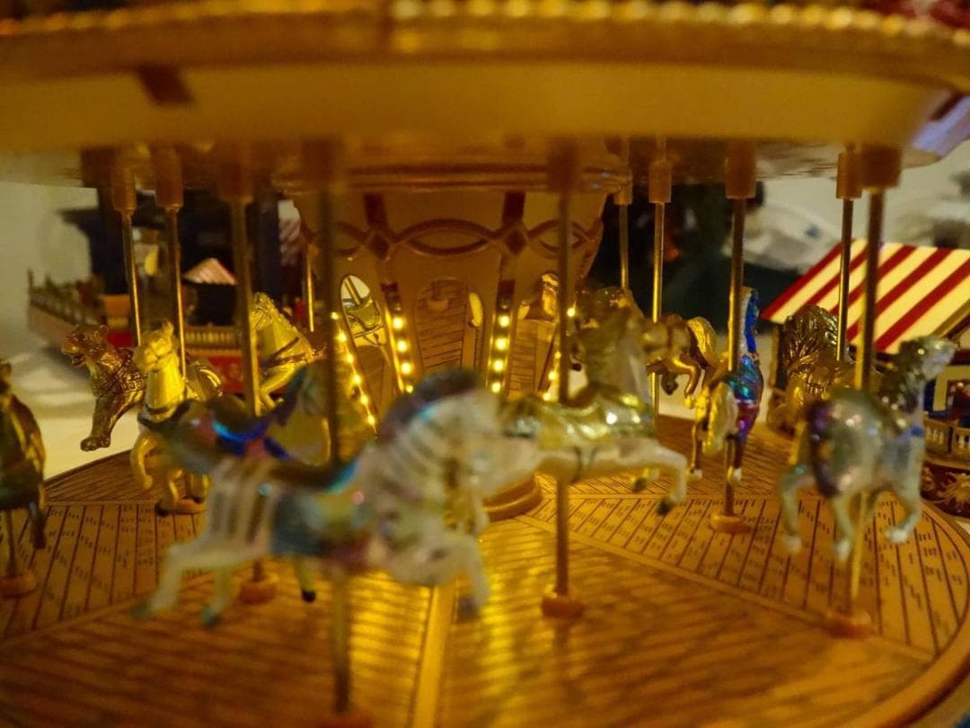 ミスタークリスマス ゴールドラベル メリーゴーランドオルゴール