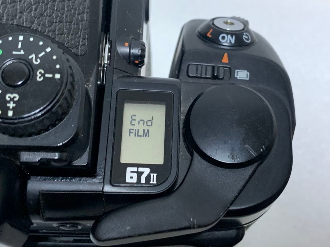 PENTAX 67 II グリップ付き