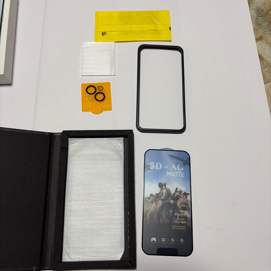 iPhone15 128GB - ホワイト (ガラスフィルム、カメラカバー付き)