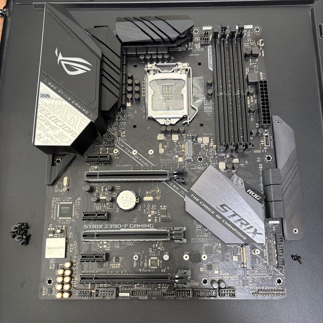 ROG STRIX Z390-F GAMING マザーボード