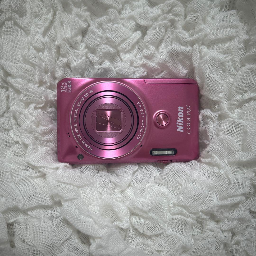 Nikon Coolpix S6900 グロッシーピンク