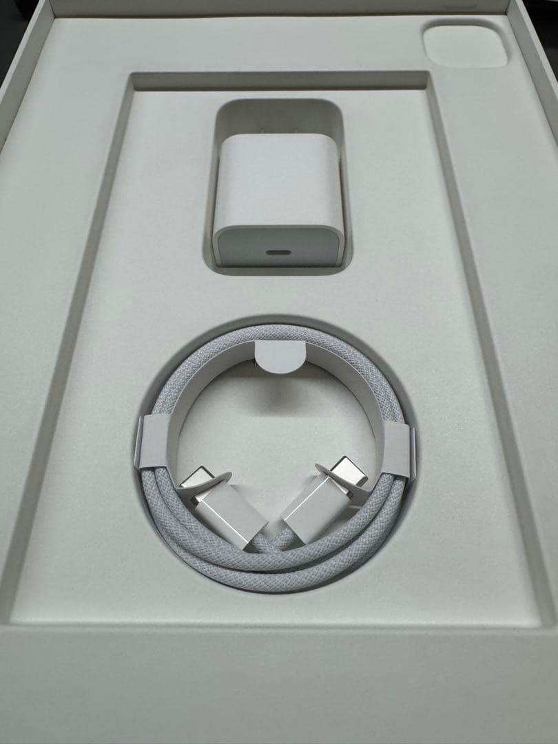 【早い者勝ち】iPad Air 第5世代 64GB Wi-Fi スペースグレー