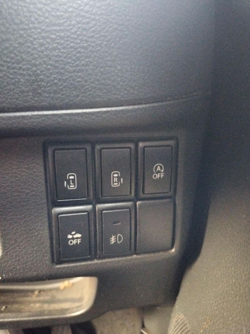 スズキ　スペーシアカスタム　レーダーブレーキ　パワースライドドア