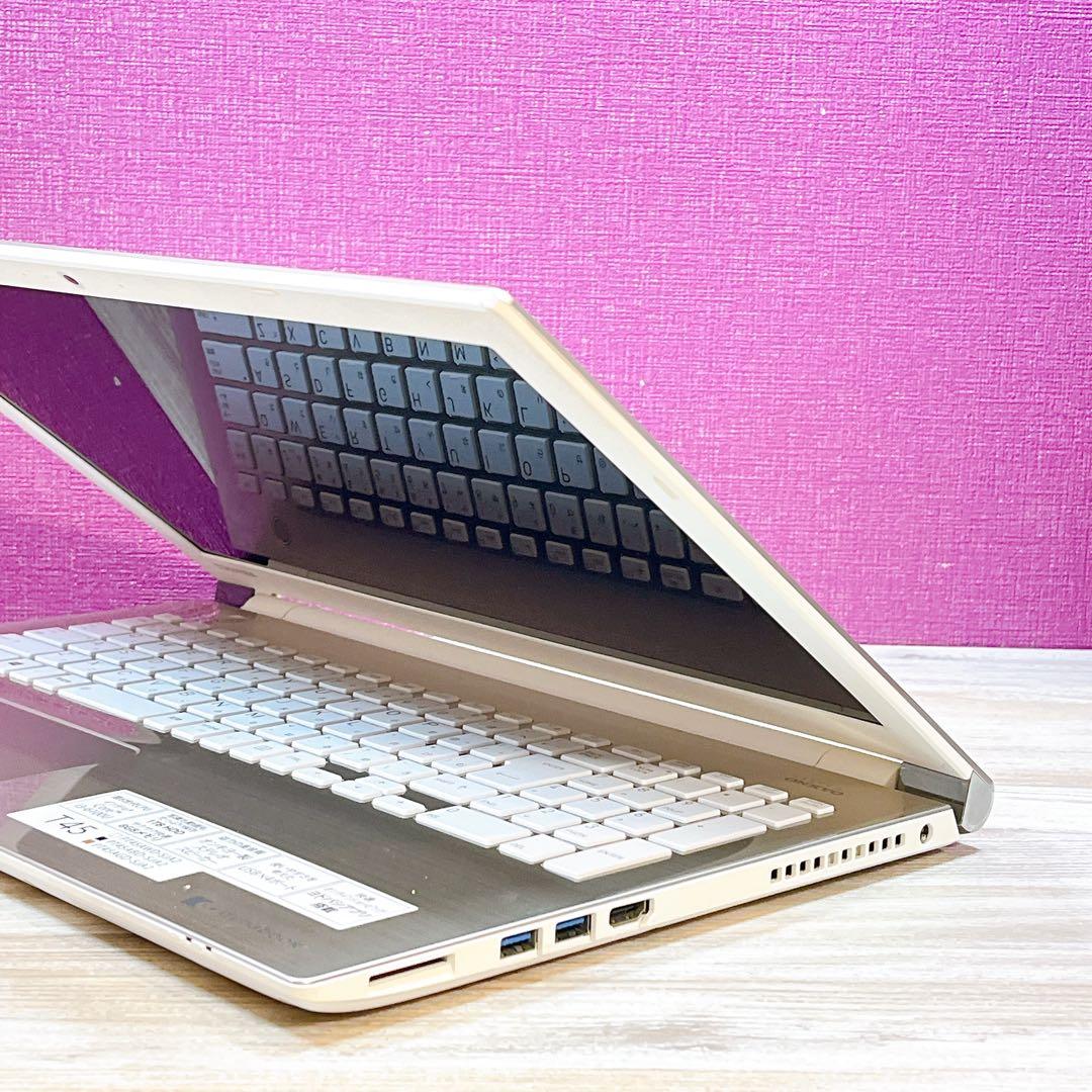 おしゃれゴールド✨6世代i5✨メモリ8G✨すぐ使えるノートパソコン✨カメラ✨美品