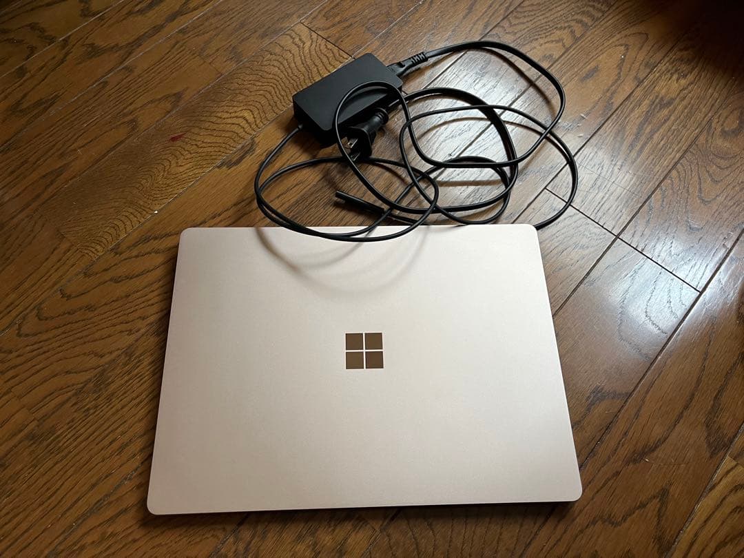 Windowsノート本体 Microsoft SurfaceLaptopGo i5-8/128M1943