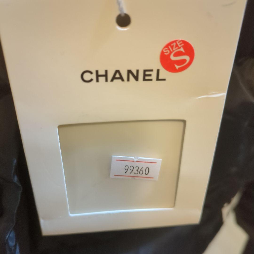 CHANEL ブラック ダウンジャケット値段交渉お気軽に