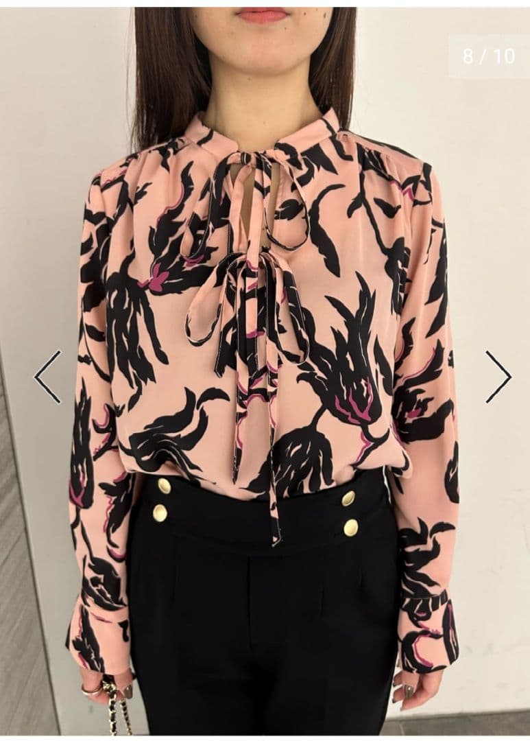 新品未使用ピンキーダイアンフラワープリントブラウス