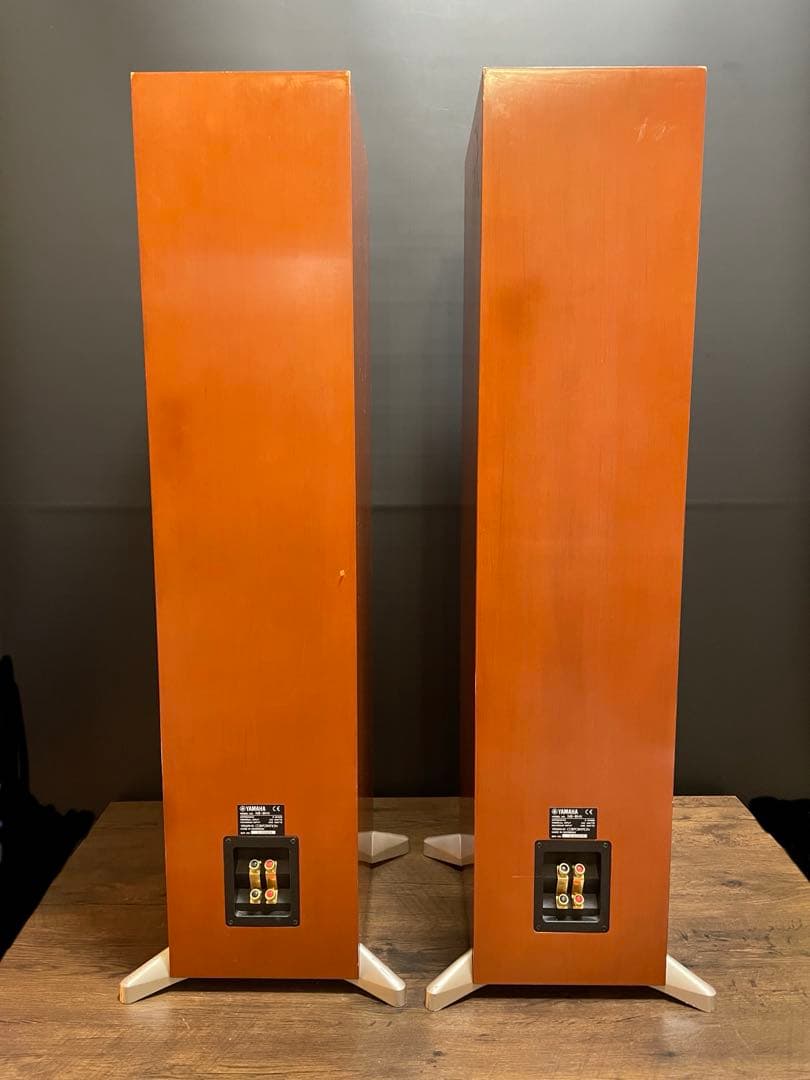YAMAHA NS-8HX トールボーイ型　スピーカー 脚付き　2台セット