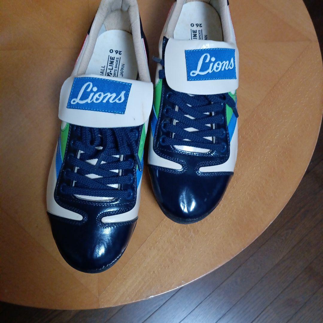 西武ライオンズのシューズ
