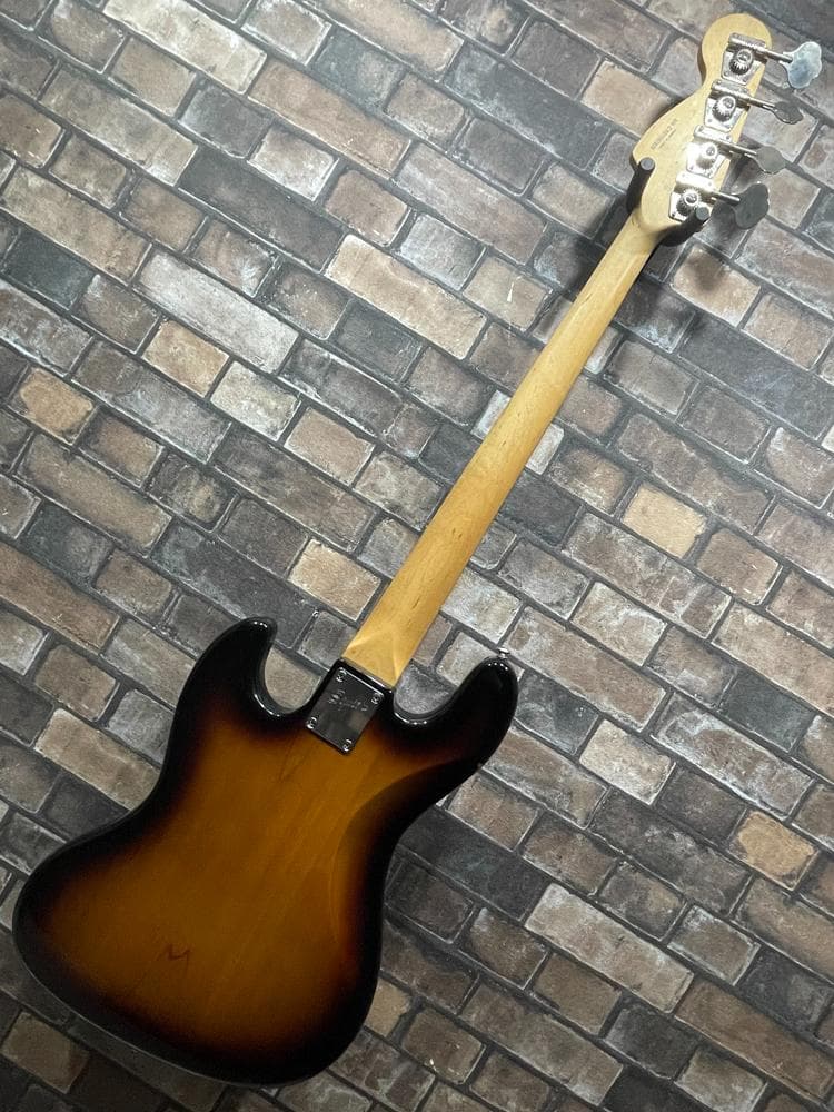 Fender/Squier ジャズベース サンバースト 純正ケース付