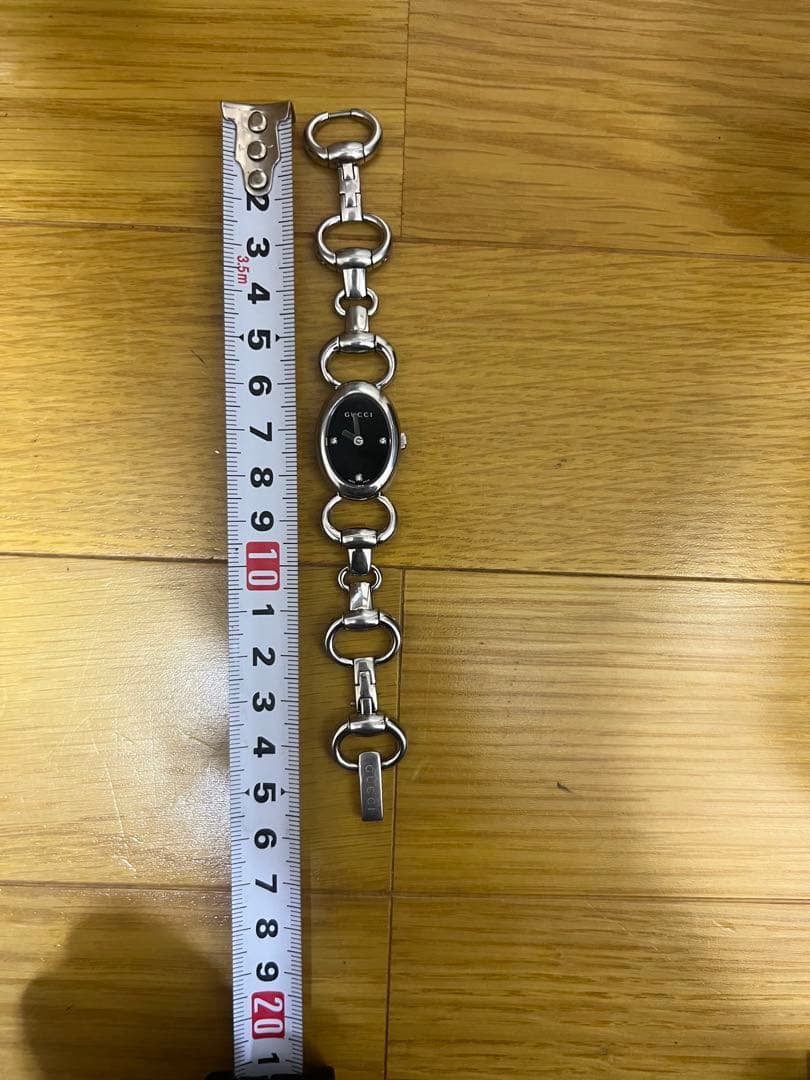 GUCCI ブラック ブレスレットウォッチ