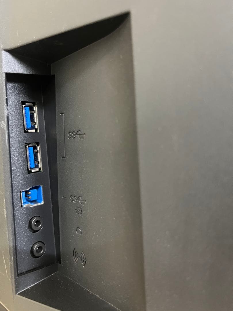 EIZO FlexScan EV2451 23.8型モニター　内蔵スピーカー有り