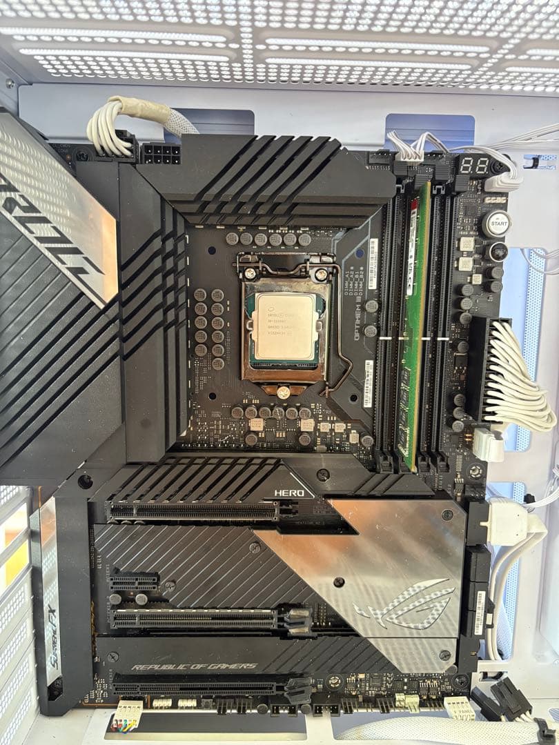 CPU ROG MAXIMUS XIII HERO core i9 11900K