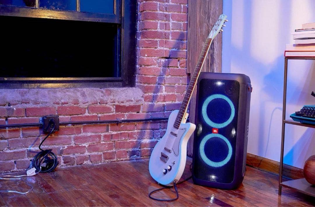 【本日のみ限定特価】JBL PartyBox 300【中古美品】