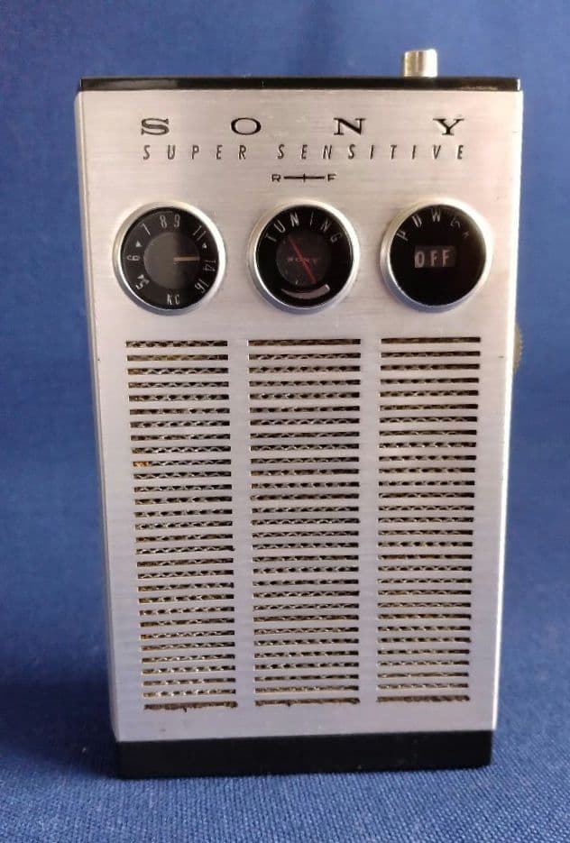 【レトロ・希少】SONY TR-817 AM　トランジスタラジオ 専用ケース付き