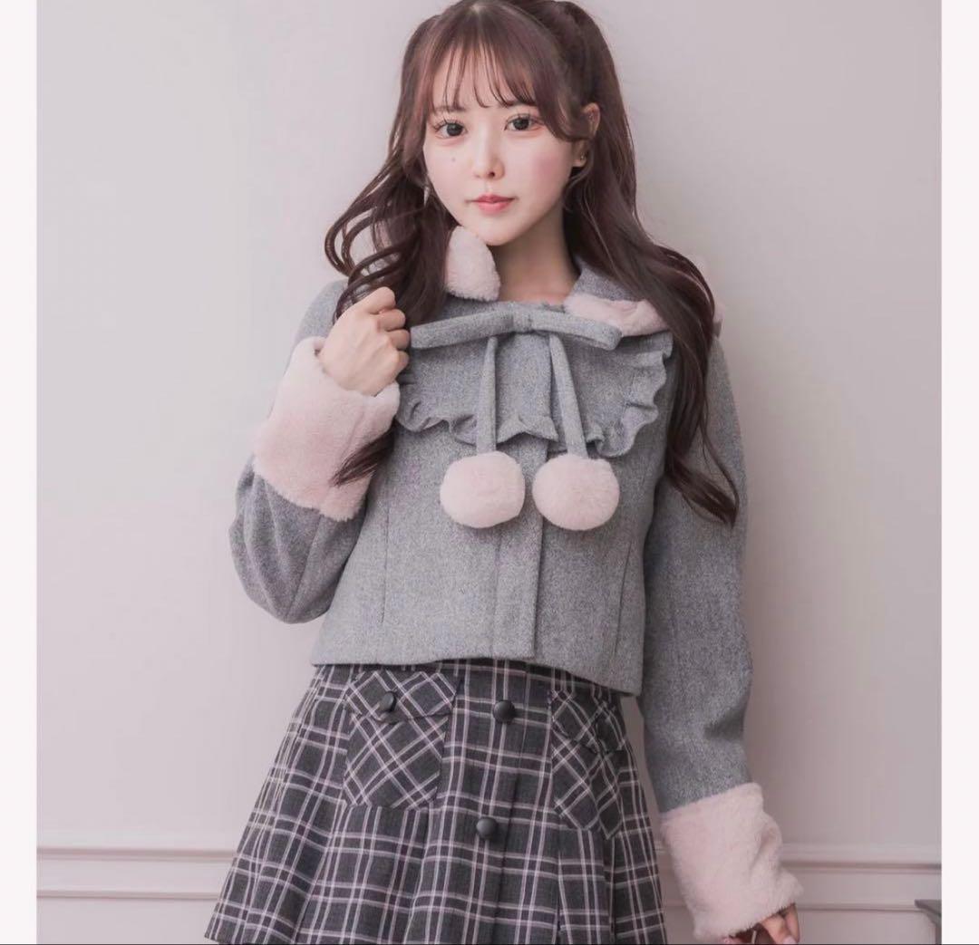 pium ♡ ファーリボンヨークフリルショートコート