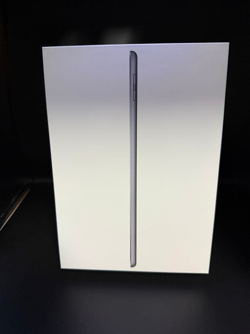よ*ー様 Apple iPad (第6世代) 箱付き