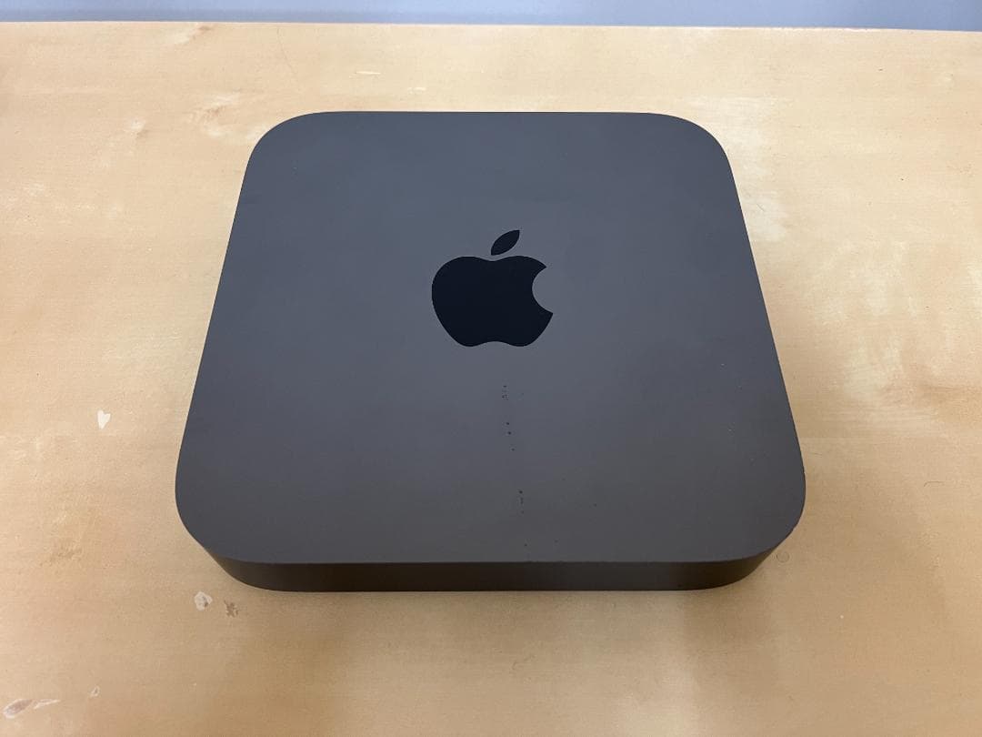 Apple Mac Mini 2018 i3/8/SSD128 ドッグ付き